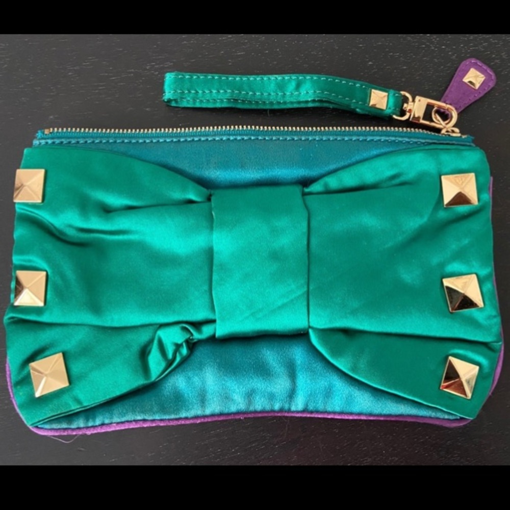 Felix Rey Green Satin Gold Studded Bow Clutch Wristlet Purse with Gold Accents